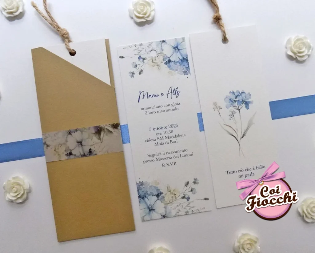 partecipazioni rustiche con fiori azzurri